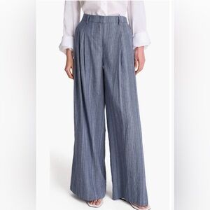 Chic Gray Wide-Leg Trousers